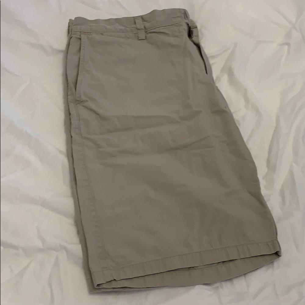 J Crew Men’s Khaki Shorts